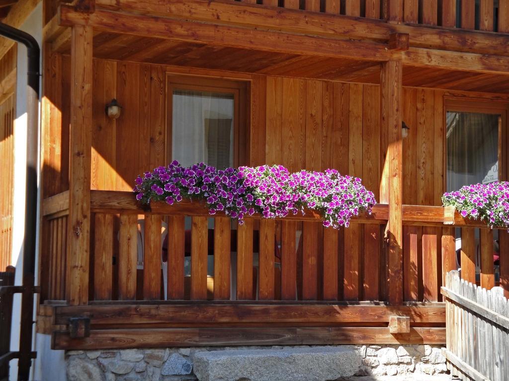 Hotel Il Maniero Ossana Exterior foto